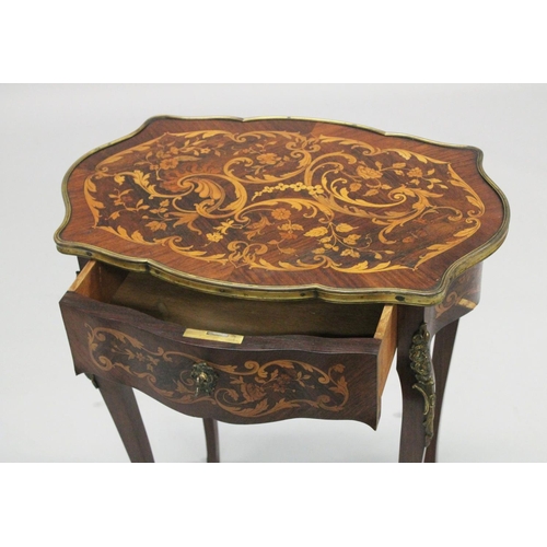 1007 - A GOOD 19TH CENTURY FRENCH ROSEWOOD AND MARQUETRY INLAID TABLE with shaped top, single drawer, on cu... 