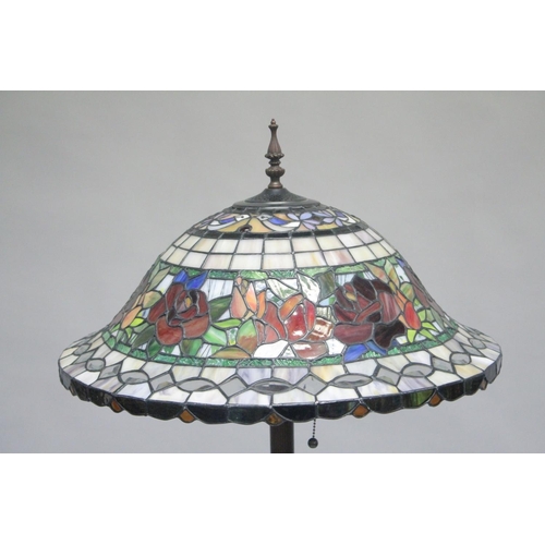 1029 - A TIFFANY STYLE FLOOR LAMP. 1ft 9ins diameter.