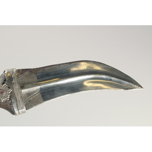 259 - A FINE LARGE 19TH CENTURY RHINO HORN HILTED ARAB YEMENITE SILVER JAMBIYA DAGGER, 34.5cm in sheath.