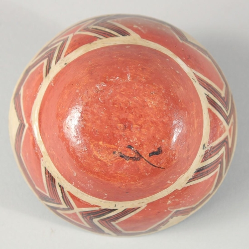 266 - A FINE EARLY 20TH CENTURY ALGERIAN BERBER POTTERY BOWL, 11.5cm diameter.