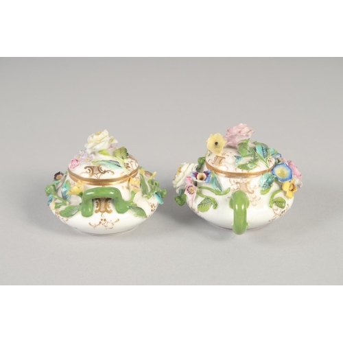 1061 - A 19TH CENTURY ENGLISH PORCELAIN MINIATURE FLORAL ENCRUSTED TEAPOT AND COVER AND A MATCHING SUCRIER ... 