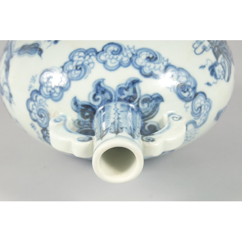 1183 - A CHINESE BLUE AND WHITE PORCELAIN TWIN HANDLE MOON FLASK, decorated with various figures, bearing s... 