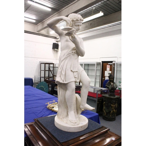 1220 - A FINE QUALITY ITALIAN MARBLE SCULPTURE OF A YOUNG CHILD playing cymbals. 44.5ins high, (113cm).