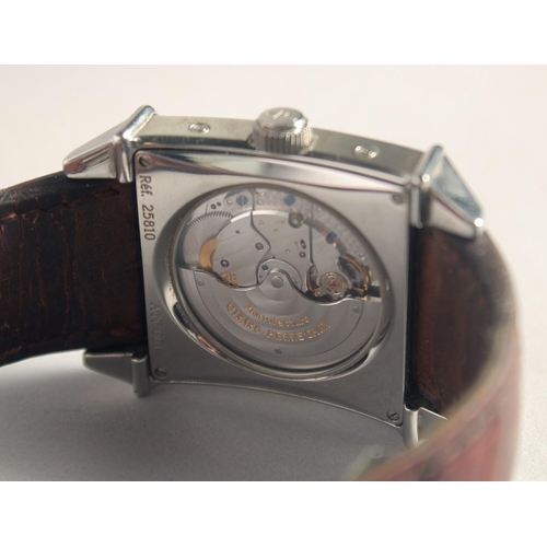 1346 - A GENTLEMAN'S 1945 VINTAGE GIRARD-PERREGAUX WRISTWATCH, model 25810, serial no. 661, automatic, stai... 