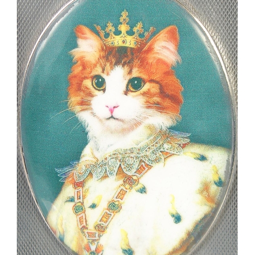 1471 - A GOOD LARGE HEAVY ENGINE TURNED CIGARETTE CASE with and oval enamel of a cat wearing a crown. 5ins ... 