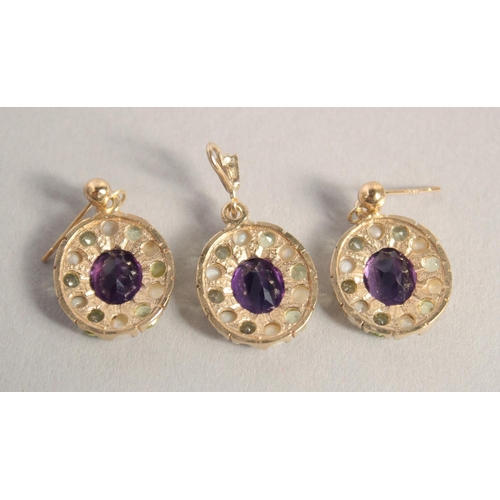 1595 - A 9CT GOLD AMETHYST, PERIDOT AND PEARL PENDANT AND EARRINGS.