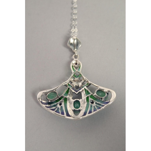 1620 - A SILVER EMERALD PLIQUE-A-JOUR NOUVEAU STYLE PENDANT AND CHAIN.