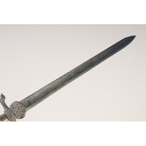 111 - A SHORT EUROPEAN HUNTING SWORD, mid-19th century, straight fullered blade, iron shell guard and quil... 