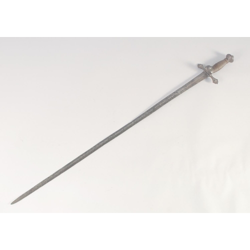 A RIDING SWORD, early 18th century, narrow diamond section double edged ...