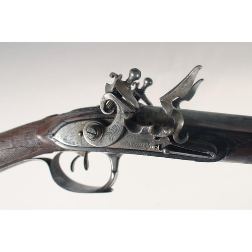 154 - A FINE FRENCH DOUBLE-BARRELLED FLINTLOCK SPORTING GUN, circa 1810, round 22 bore 33.5