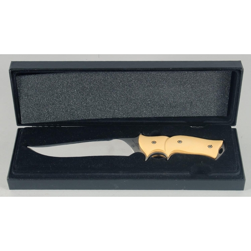 26 - MAGNUM COLLECTION 2010 BOKER DESIGN KNIFE, 13