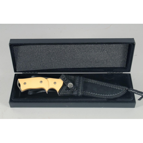 26 - MAGNUM COLLECTION 2010 BOKER DESIGN KNIFE, 13