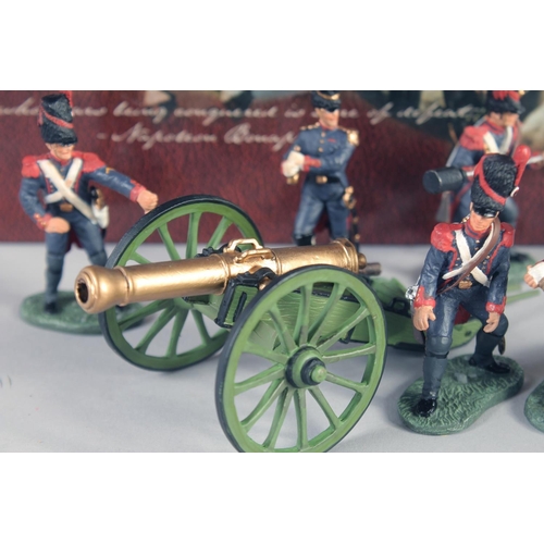 262 - W. BRITAIN, NAPOLEONIC WARS FRENCH IMPERIAL GUARDS, with canon, 00289, boxed.