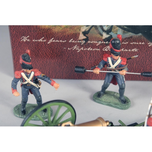 263 - W. BRITAIN, NAPOLEONIC WARS FRENCH IMPERIAL GUARDS, with canon, 00149, boxed.