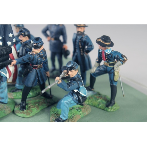 277 - A DIECAST SET, Union Infantry 1865, in a Perspex case.