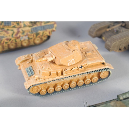 287 - CORGI, TEN VARIOUS SMALL TANKS (10).