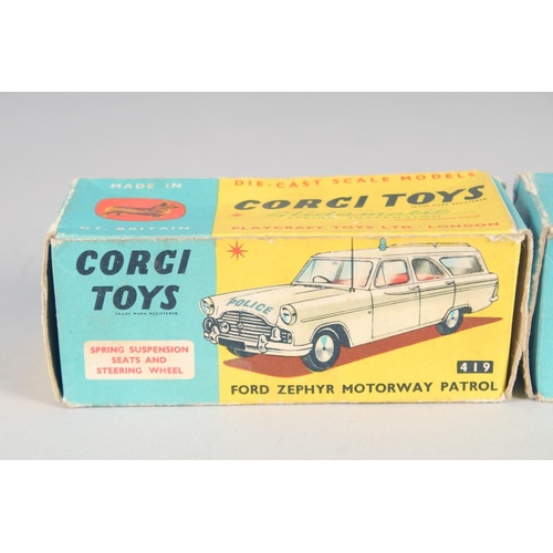 298 - CORGI TOYS, Austin Taxi 418 and Ford Zephyr Motorway Control. Boxed (2).