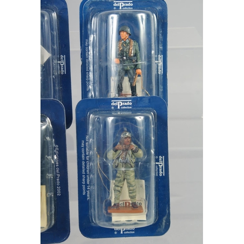 306 - DEL PRADO COLLECTION, a set of eight soldiers, in perspex (8).