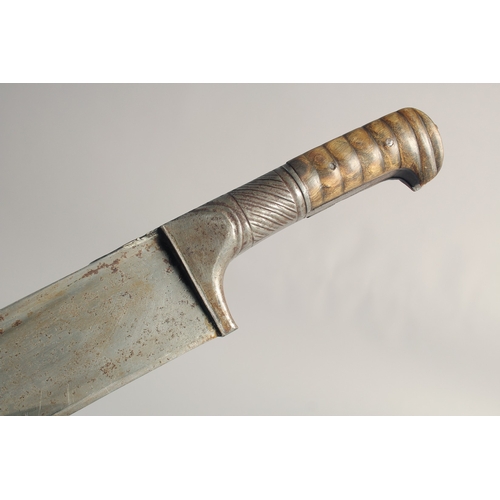 236 - A 19TH CENTURY AFRICAN KHYBER KNIFE, with buffalo horn hilt and leather overlaid scabbard, knife 66c... 