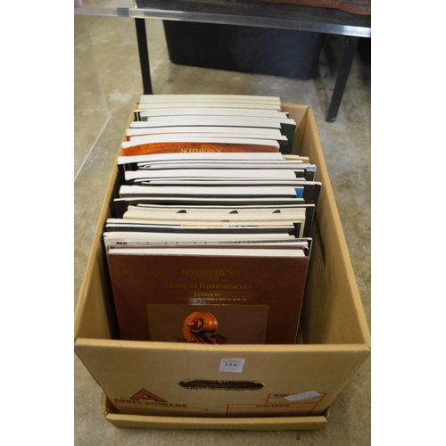 216 - A quantity of Sothebys musical instrument and other auction catalogues.