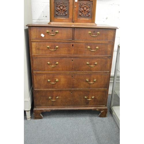 232 - A George III mahogany chest of drawers.