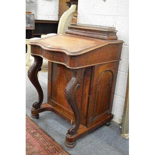 325 - An early 19th century rosewood davenport.