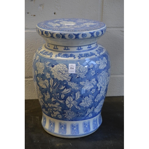 354 - A Chinese blue and white jardiniere or seat.