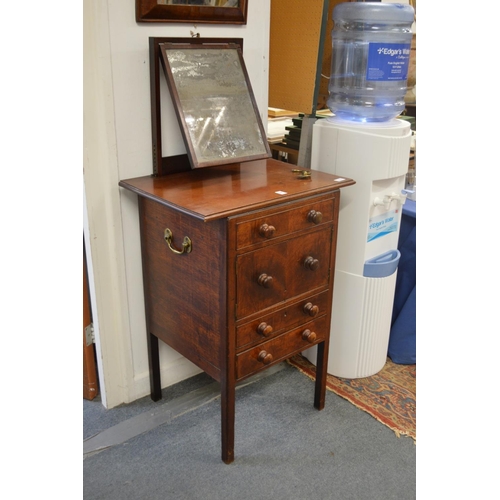 369 - A 19th century Gentlemans washstand/pot cupboard.