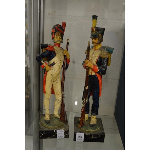 698 - A pair of Hussars, 13