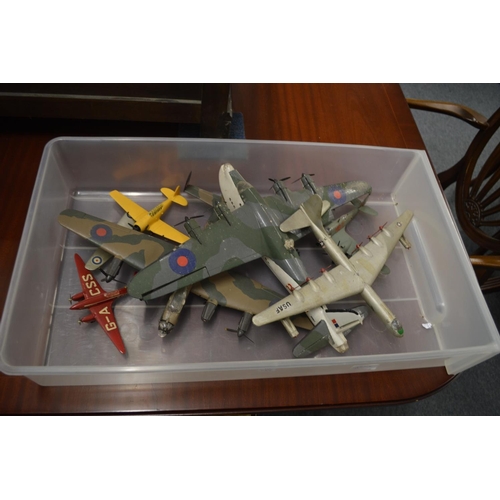 710 - A collection of plastic model aeroplanes.