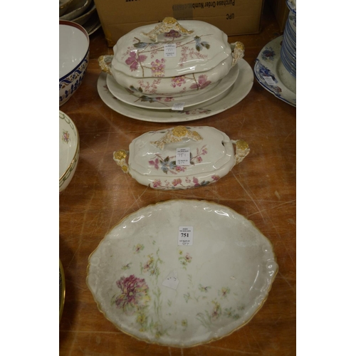 751 - Decorative Continental porcelain to include Limoge tureens and covers.