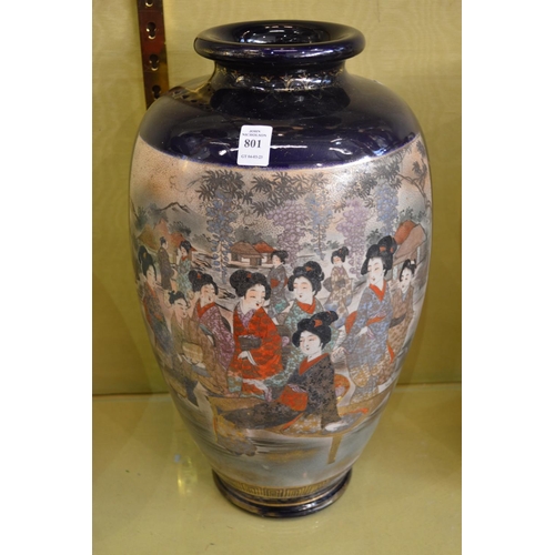 801 - A large satsuma vase.