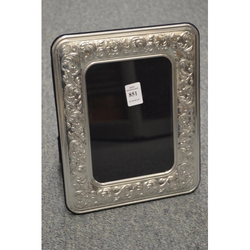 851 - A silver plated photograph frame.