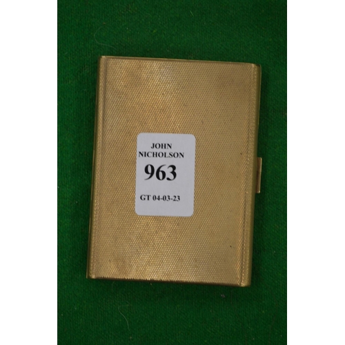 963 - A 9 carat gold cigarette case.