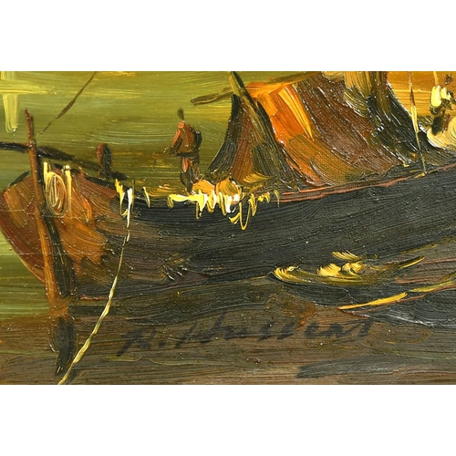 290 - R. Hussent (20th Century), a view of the Doge's Palace, Venice, oil on canvas, signed, 19.5