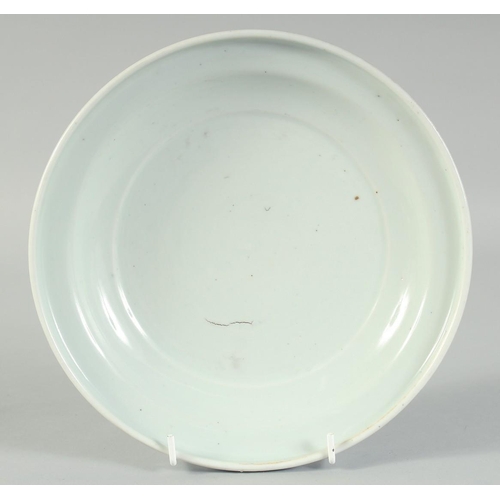 5 - AN EARLY 20TH CENTURY CHINESE REPUBLIC PORCELAIN PLANT POT STAND, with six-character mark to base, 2... 