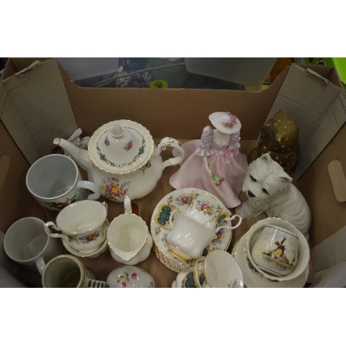 171 - Large quantity of household china, glass etc.