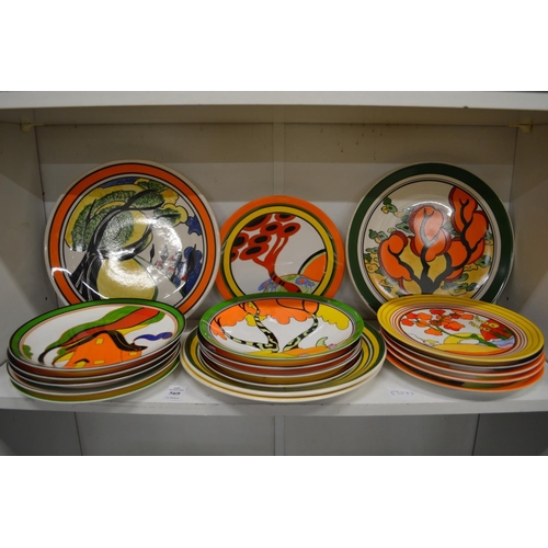 569 - A good collection of Wedgwood limited edition Clarice Cliff plates made for the Bradford Exchange.