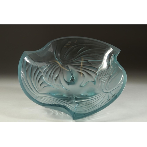 1095 - A GOOD LALIQUE DAYDREAM BLUE BOWL, circa 2008. Bears label, Lalique, Paris. 9.75ins diameter, 3ins h... 