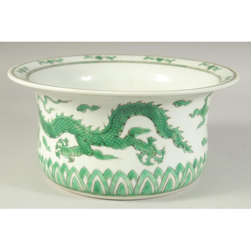 1222 - A CHINESE FAMILLE VERTE PORCELAIN BASIN decorated with dragons and stylised clouds. 27.5 cm diameter... 