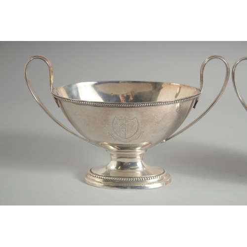 1952 - A GOOD PAIR OF GEORGE III SILVER OVAL TWO HANDLED SAUCE TUREENS with bead edge. London 1784. Maker: ... 