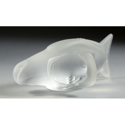 1091 - A LALIQUE FROSTED GLASS BIRD, wings open Signed, Lalique, France. 5.25ins long.