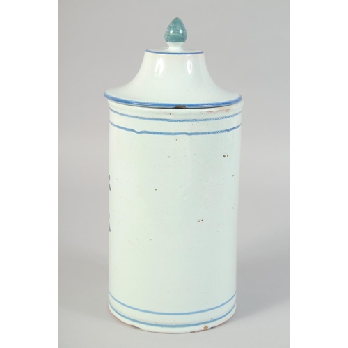 1133 - AN 18TH CENTURY CONTINENTAL TIN GLAZE DRUG JAR. 