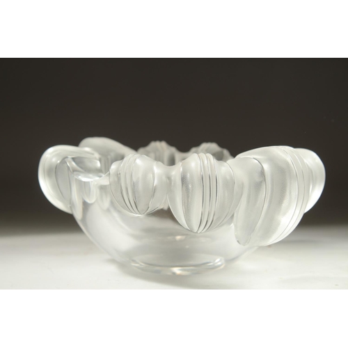 1049 - A GOOD HEAVY LALIQUE CANNES CIGAR ASHTRAY. Etched: Lalique, France. 20cm diameter.