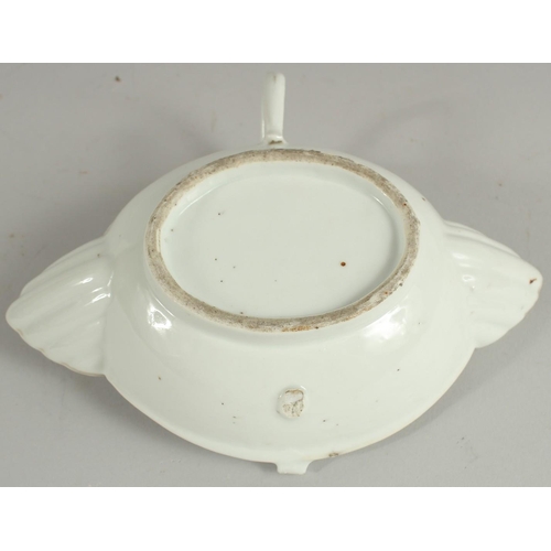 152 - AN ARMORIAL PORCELAIN JUG AND QUATREFOIL DISH, (af), jug 18cm high, dish 21.5cm wide, (2).