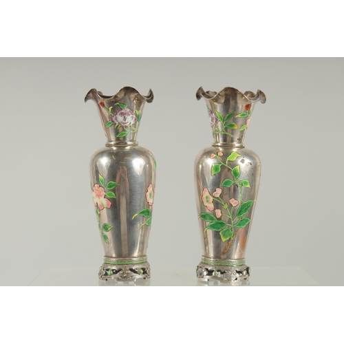 195 - A FINE PAIR OF CHINESE ENAMELLED SILVER VASES, each decorated with enamelled floral sprays, the neck... 