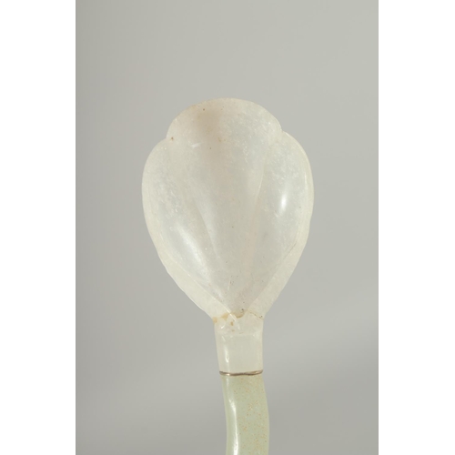 277 - A FINE INDIAN JADE SPOON, 18cm long.