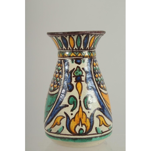 280 - A RARE EARLY 20TH CENTURY TUNISIAN CHEMLA SIGNED VASE, 15.5cm high.