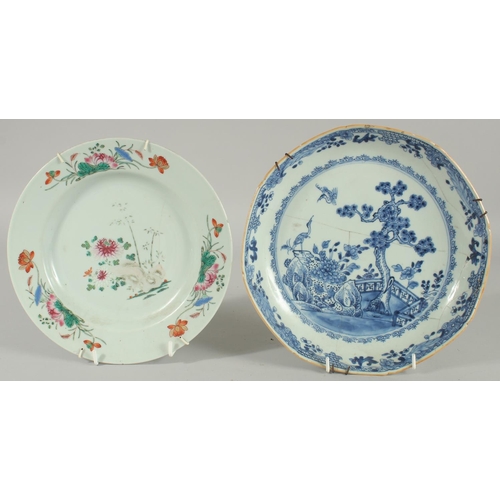 39 - TWO 18TH-19TH CENTURY CHINESE PORCELAIN PLATES, (af), 25cm diameter and 23cm diameter, (2).