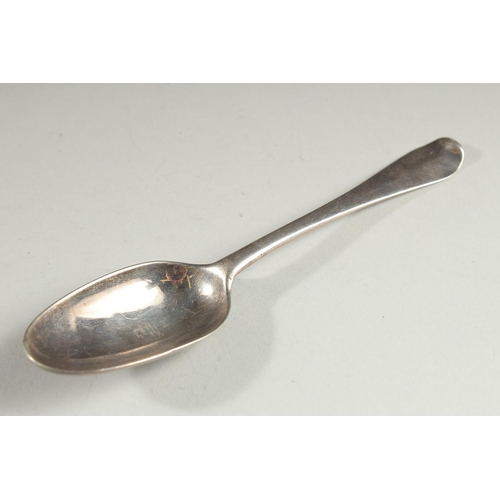 1952 - AN EARLY GEORGE I SILVER RAT TAIL SPOON. 7.75ins long.  London 1717.